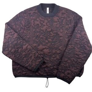 lululemon athletica Textured Quilted Sweatshirt in Deep Burgundy and Black